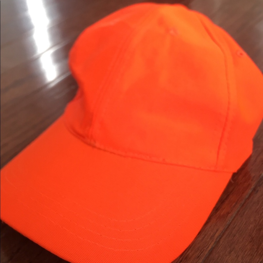 orange hat